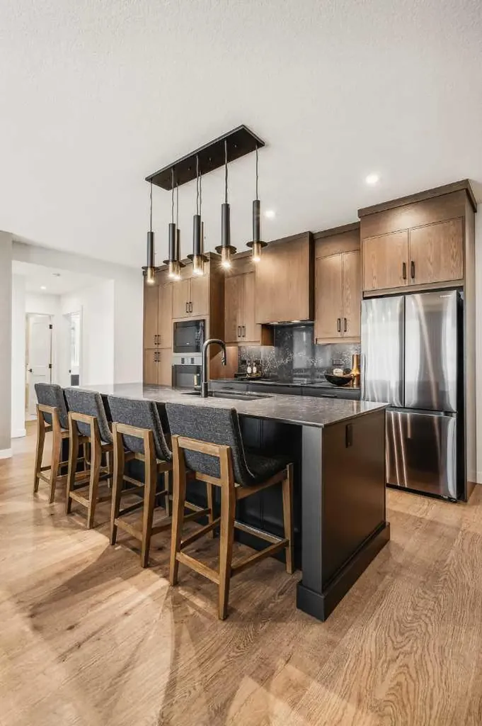 55 Lucas Way NW Calgary AB T3P 2C7