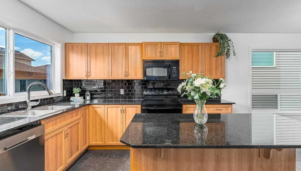 15 Panora Square NW Calgary AB T3K 0R8