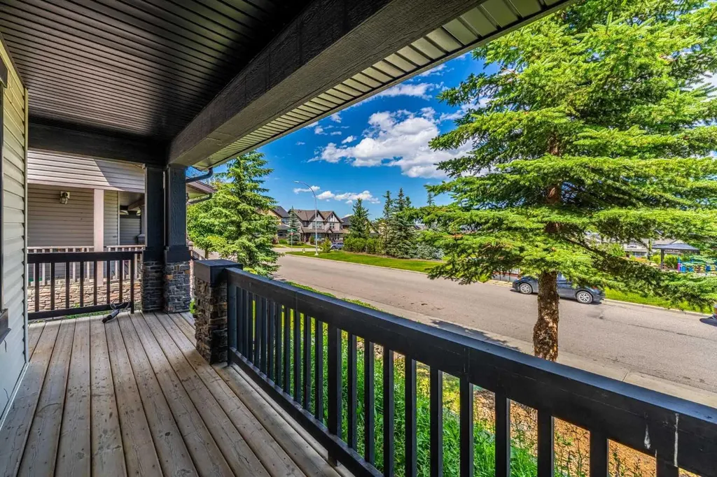 15 Panora Square NW Calgary AB T3K 0R8