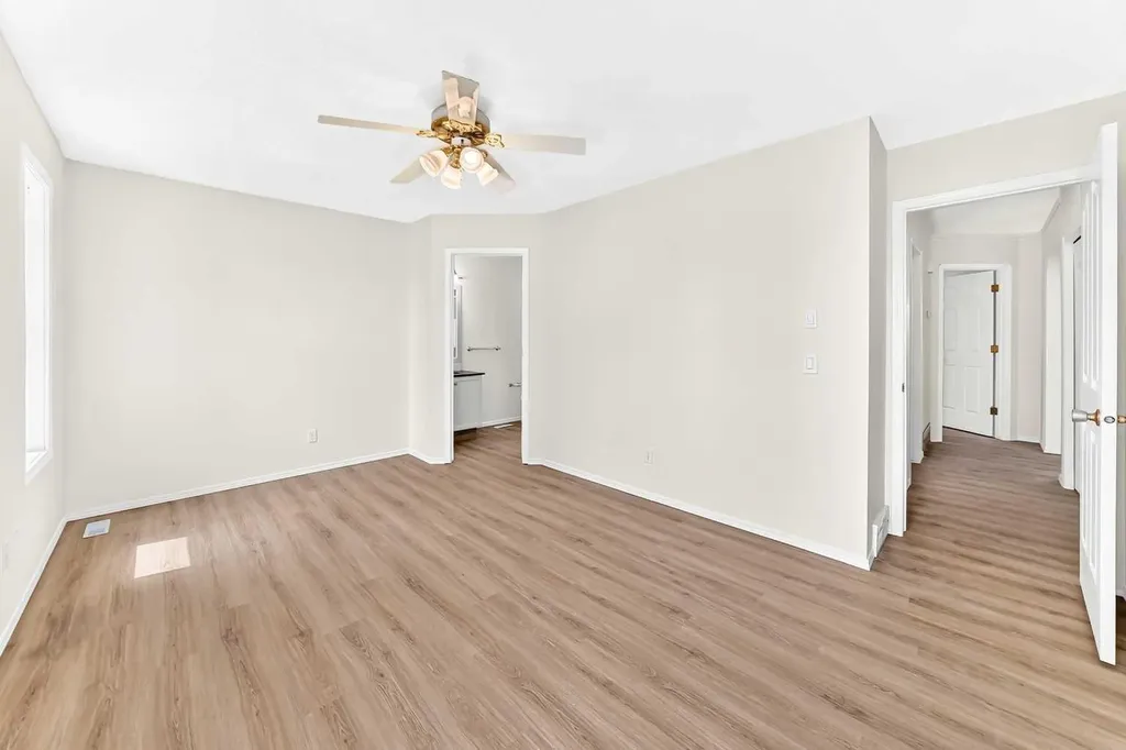 152 Harvest Park Terrace NE Calgary AB T3K 5W1