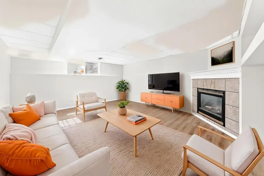152 Harvest Park Terrace NE Calgary AB T3K 5W1