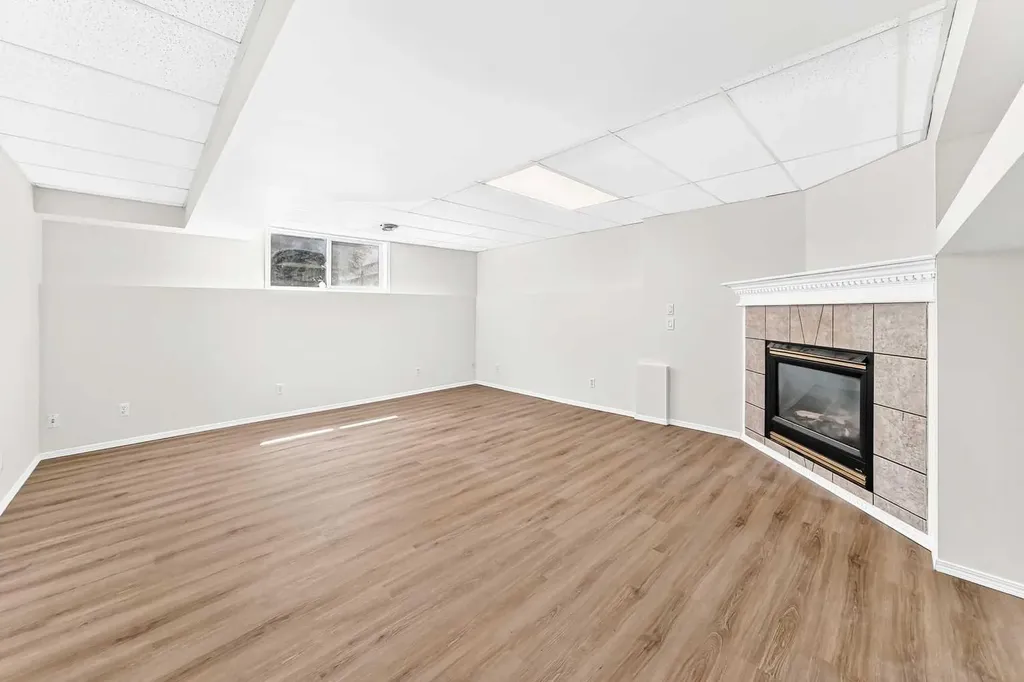 152 Harvest Park Terrace NE Calgary AB T3K 5W1