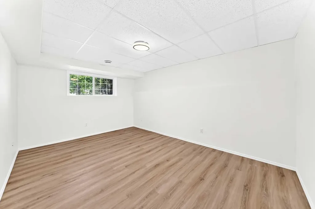 152 Harvest Park Terrace NE Calgary AB T3K 5W1