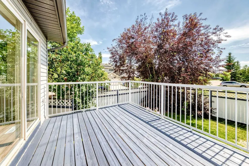 152 Harvest Park Terrace NE Calgary AB T3K 5W1