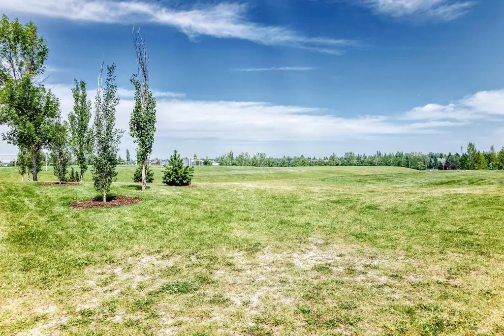 152 Harvest Park Terrace NE Calgary AB T3K 5W1