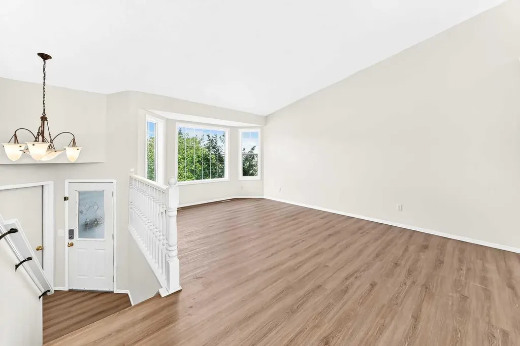 152 Harvest Park Terrace NE Calgary AB T3K 5W1