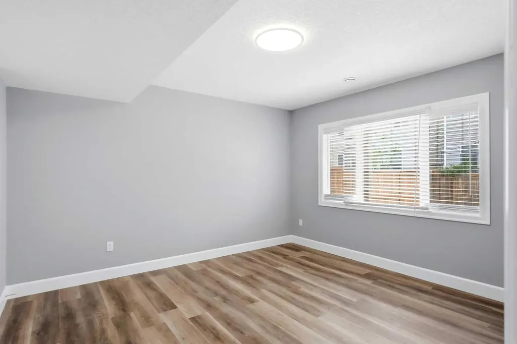 733 Windrow Manor SW Airdrie AB T4B 5H6