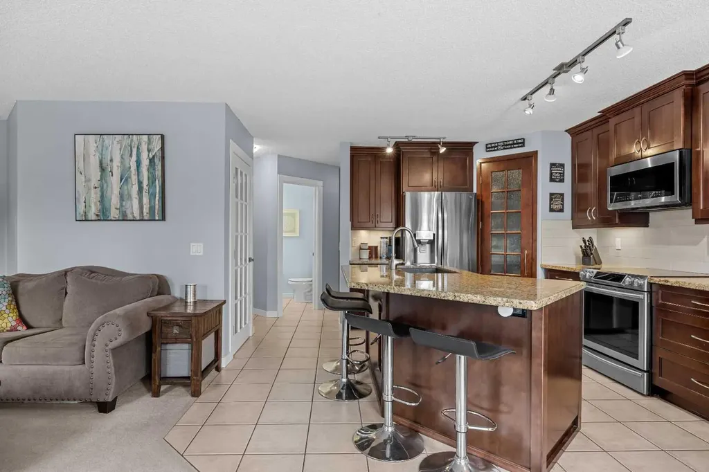 109 Hidden Valley Grove NW Calgary AB T3A 5W8