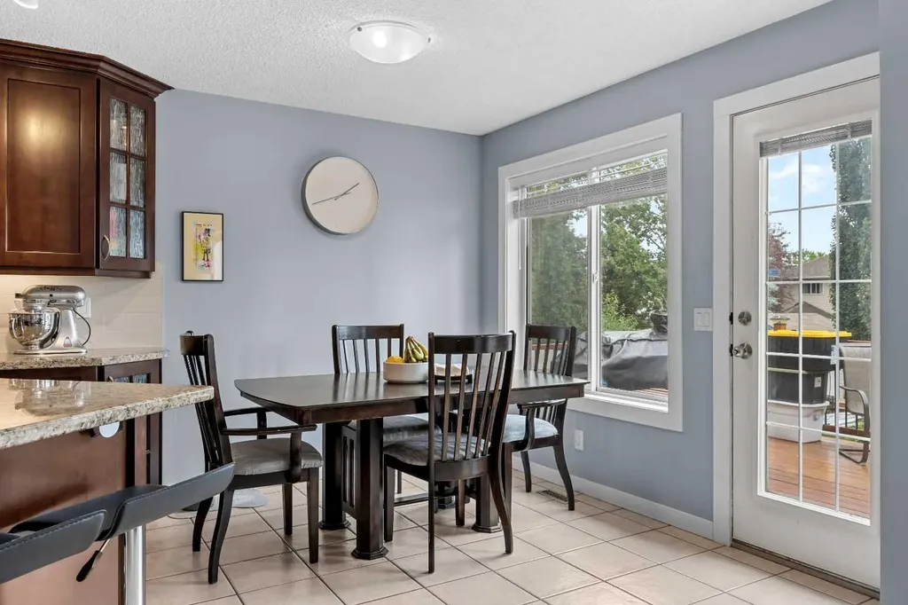 109 Hidden Valley Grove NW Calgary AB T3A 5W8