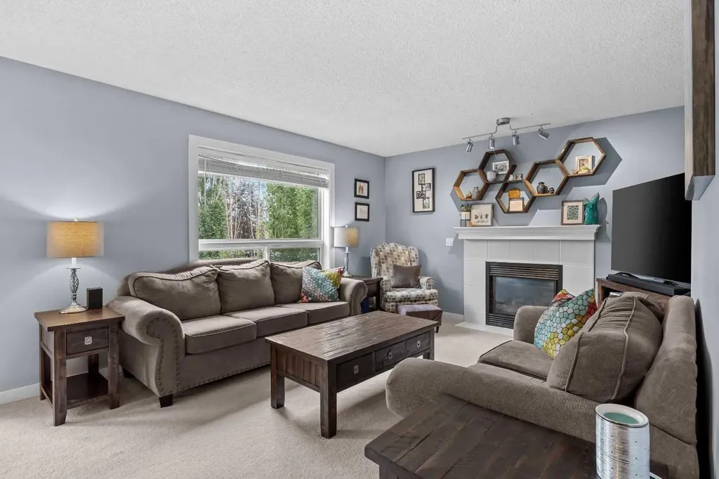 109 Hidden Valley Grove NW Calgary AB T3A 5W8