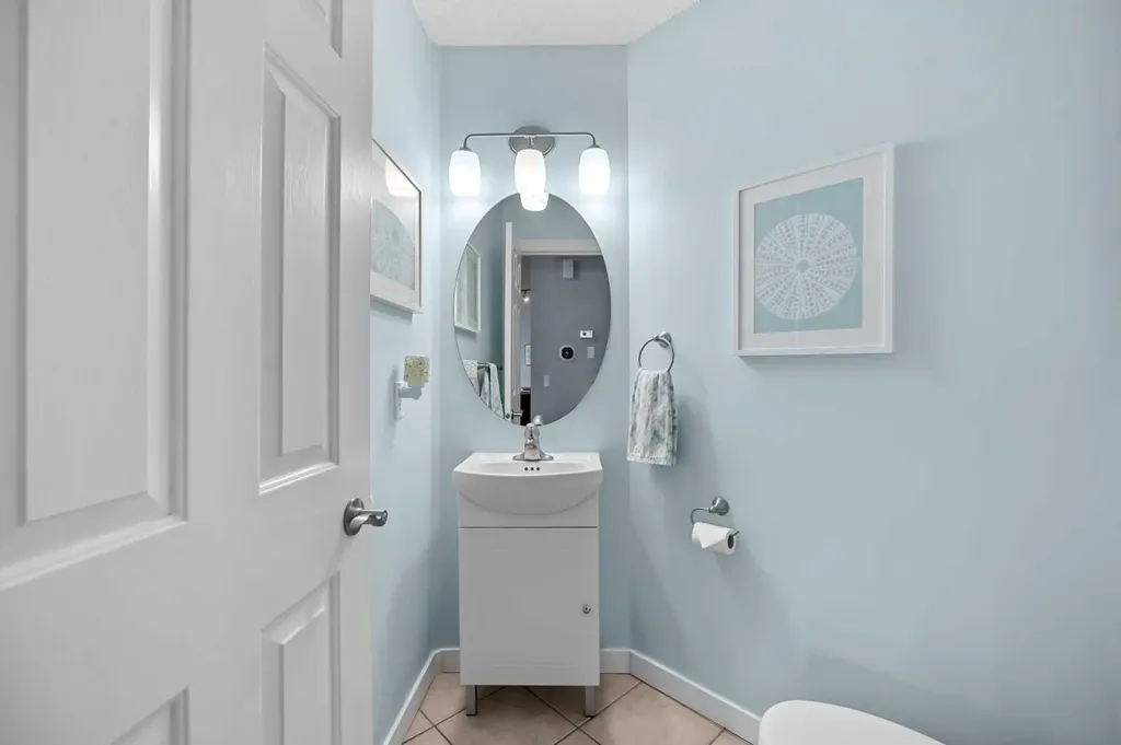 109 Hidden Valley Grove NW Calgary AB T3A 5W8