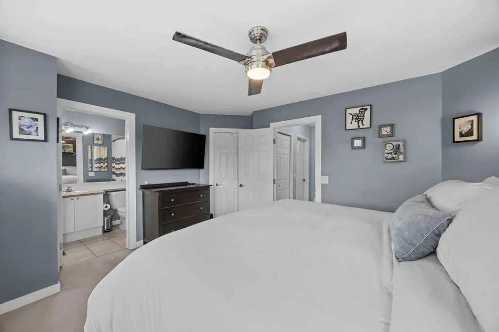 109 Hidden Valley Grove NW Calgary AB T3A 5W8