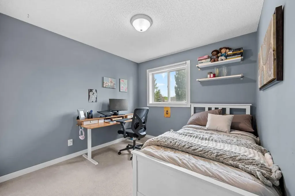 109 Hidden Valley Grove NW Calgary AB T3A 5W8