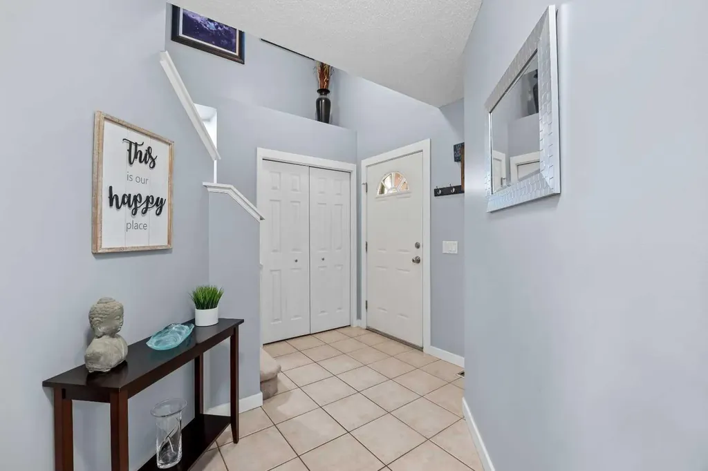 109 Hidden Valley Grove NW Calgary AB T3A 5W8