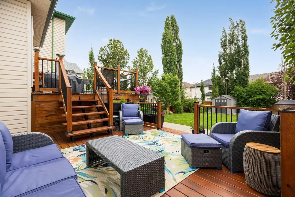 109 Hidden Valley Grove NW Calgary AB T3A 5W8