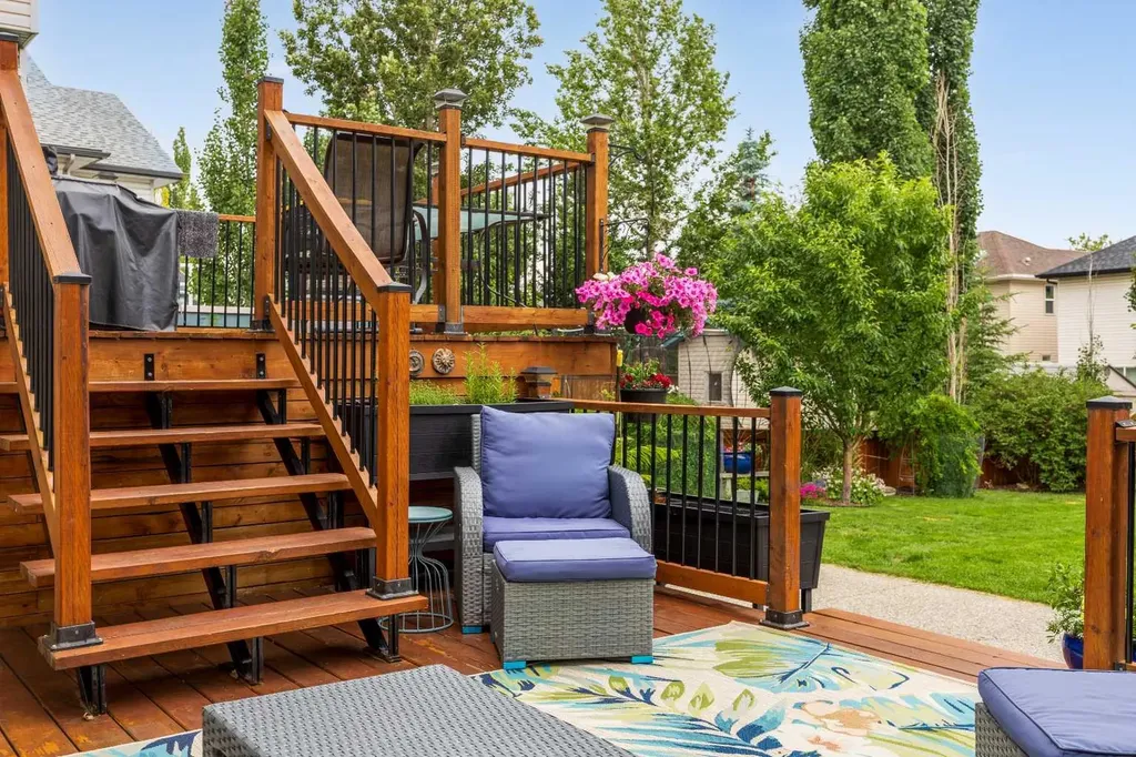 109 Hidden Valley Grove NW Calgary AB T3A 5W8