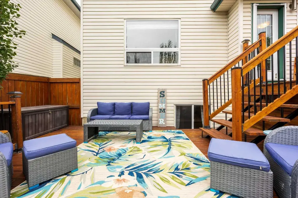 109 Hidden Valley Grove NW Calgary AB T3A 5W8