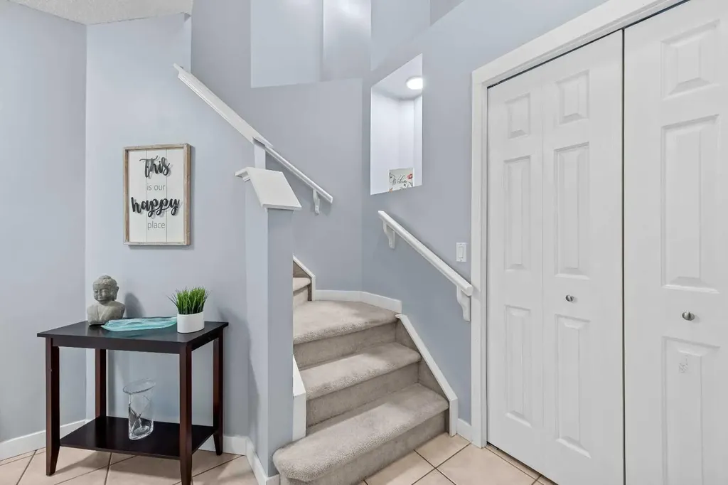 109 Hidden Valley Grove NW Calgary AB T3A 5W8