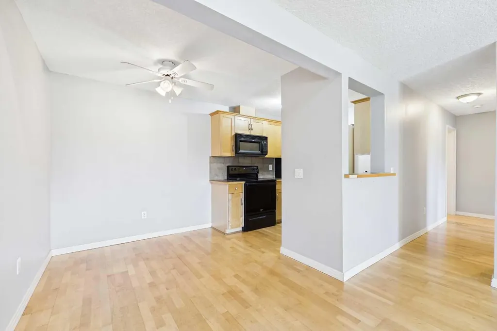 13045 6 Street SW Calgary AB T2W 5H1