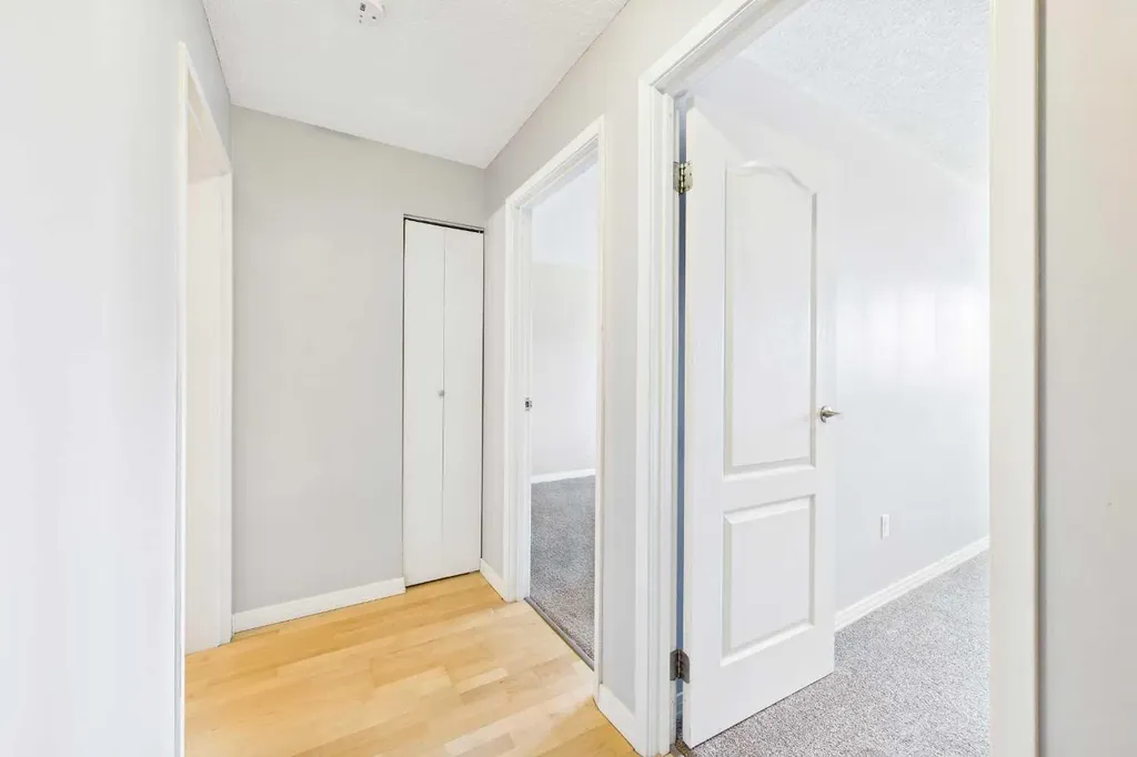 13045 6 Street SW Calgary AB T2W 5H1