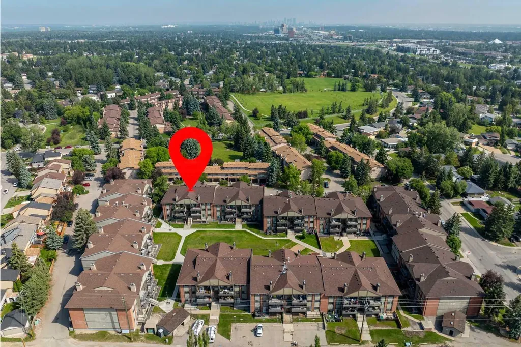 13045 6 Street SW Calgary AB T2W 5H1