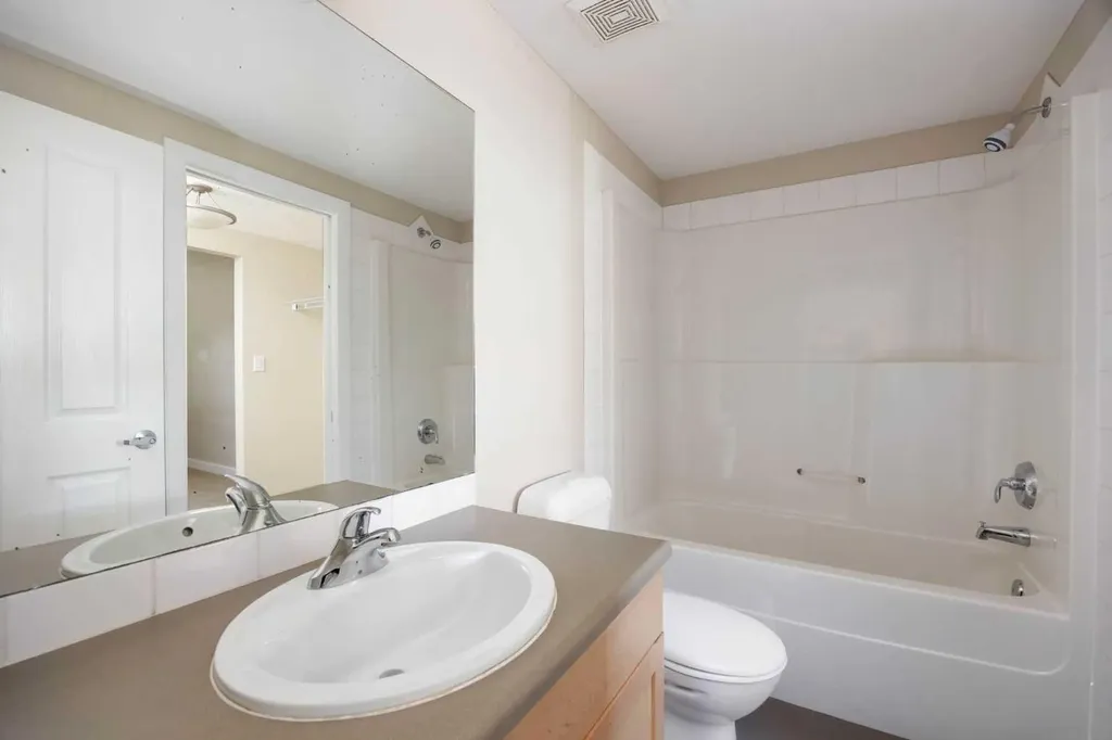 100 Denholm Gate Fort Mcmurray AB T9H 0B2