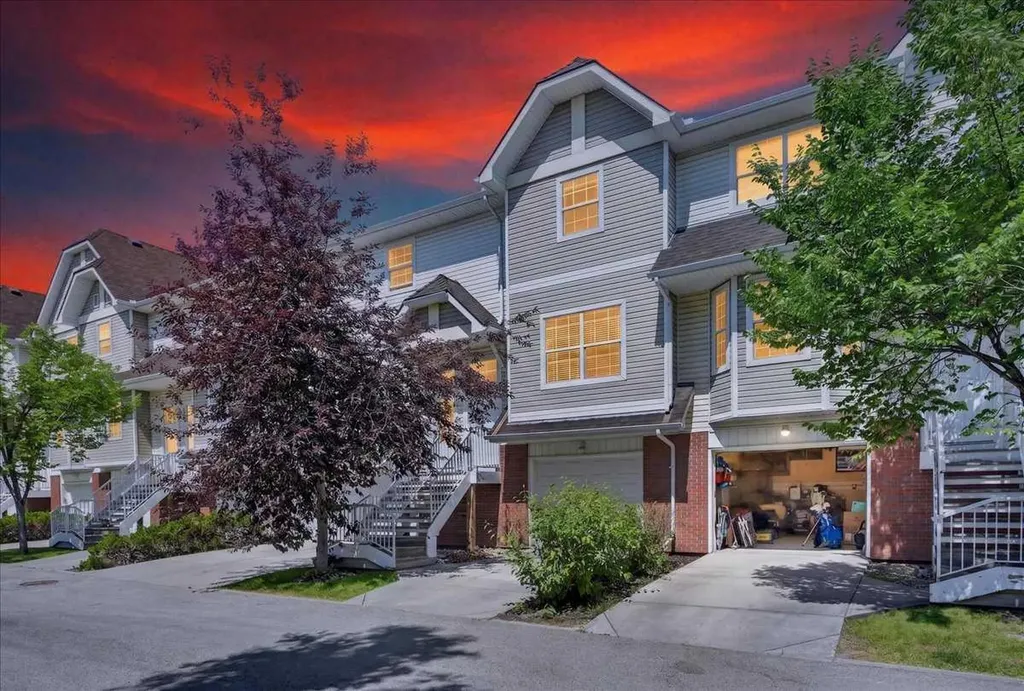 113 Tuscany Springs Gardens NW Calgary AB T3L 2R4