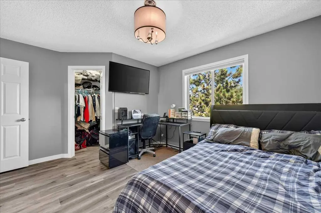113 Tuscany Springs Gardens NW Calgary AB T3L 2R4