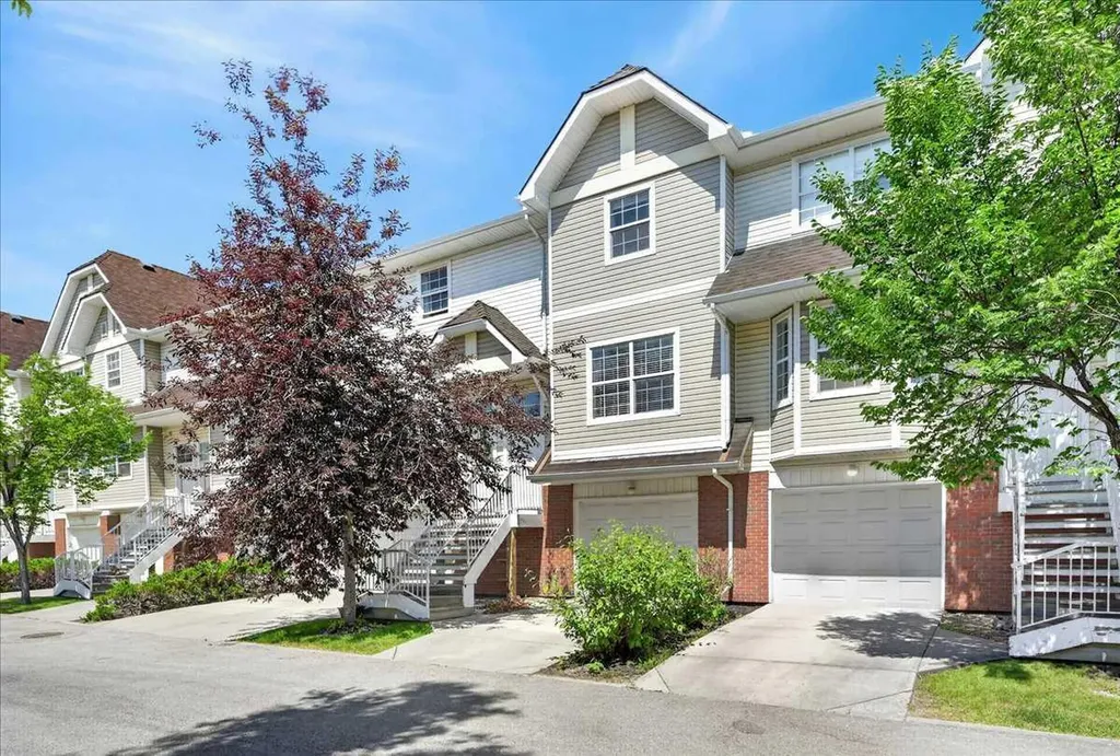 113 Tuscany Springs Gardens NW Calgary AB T3L 2R4