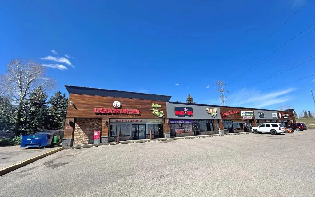 5555 Strathcona Hill Calgary AB T3H 1S2