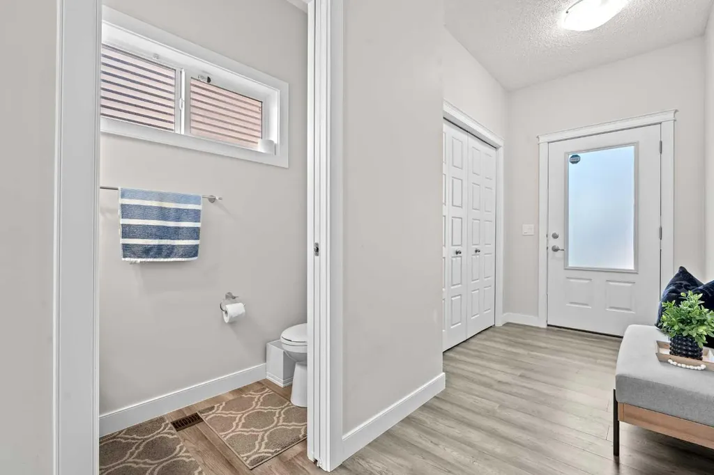 69 Carringvue Park NW Calgary AB T3P 1L1
