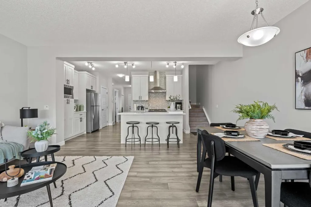 69 Carringvue Park NW Calgary AB T3P 1L1