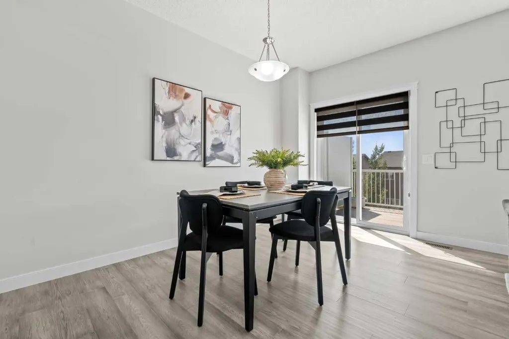 69 Carringvue Park NW Calgary AB T3P 1L1