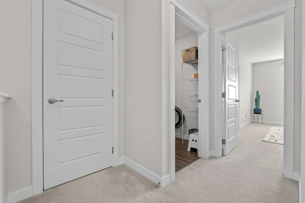 69 Carringvue Park NW Calgary AB T3P 1L1