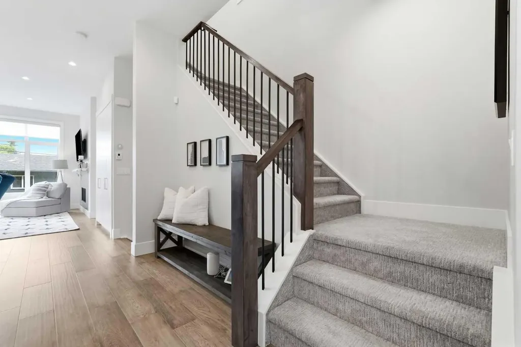 3138 44 Street SW Calgary AB T3E 3R6