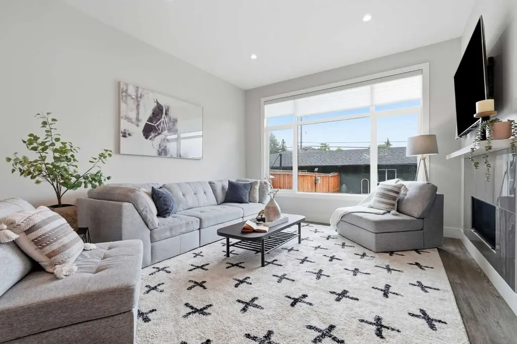 3138 44 Street SW Calgary AB T3E 3R6