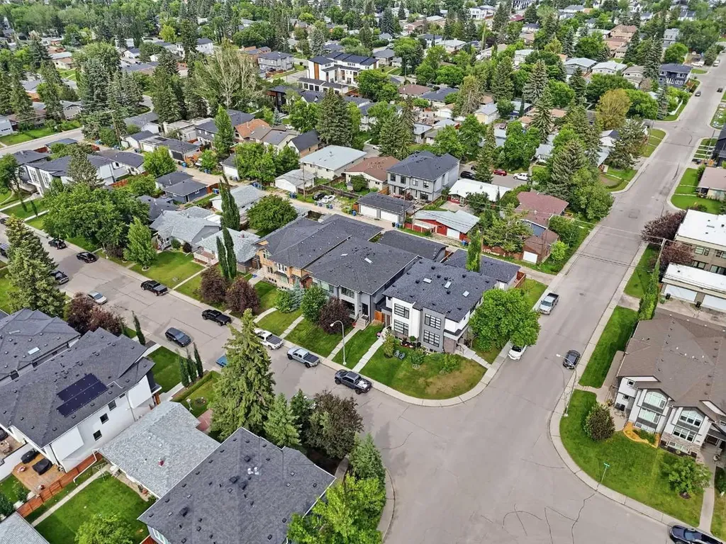 3138 44 Street SW Calgary AB T3E 3R6