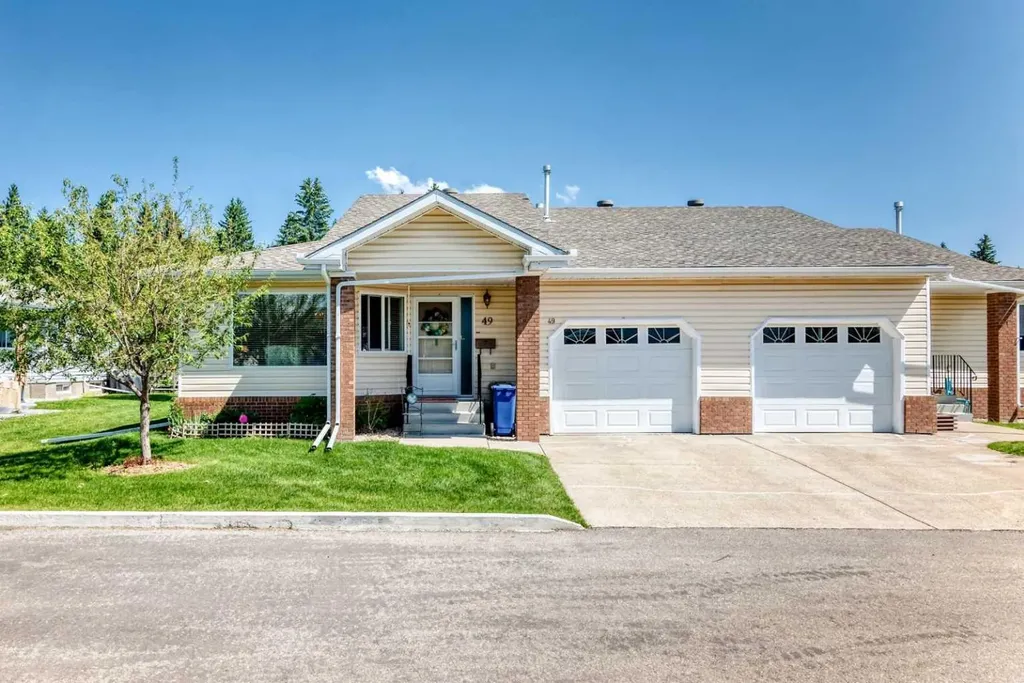2821 Botterill Crescent Red Deer AB T4R 2E5