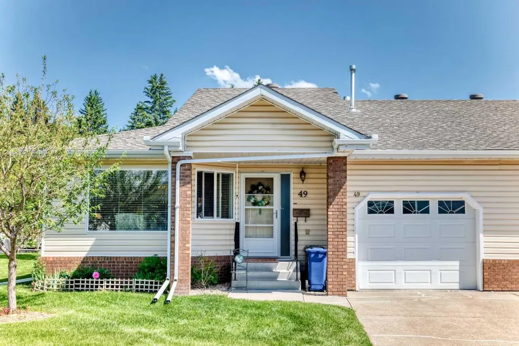 2821 Botterill Crescent Red Deer AB T4R 2E5