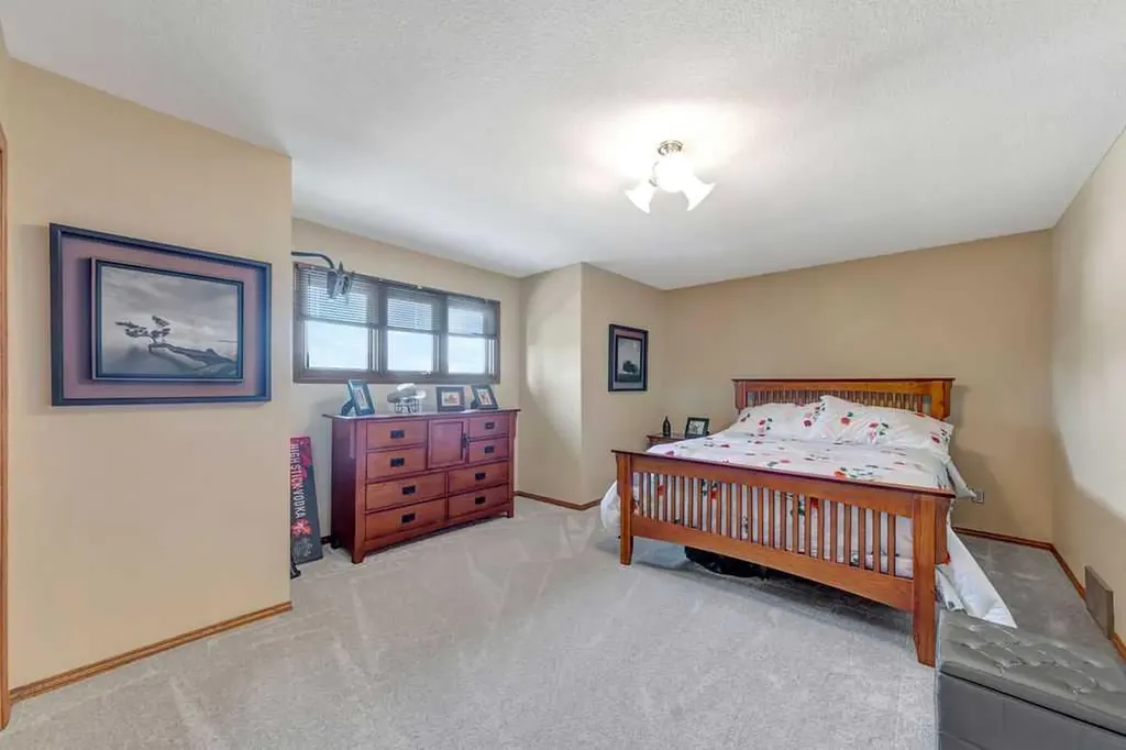 605 22 Street Wainwright AB T9W 1J1
