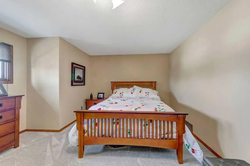 605 22 Street Wainwright AB T9W 1J1