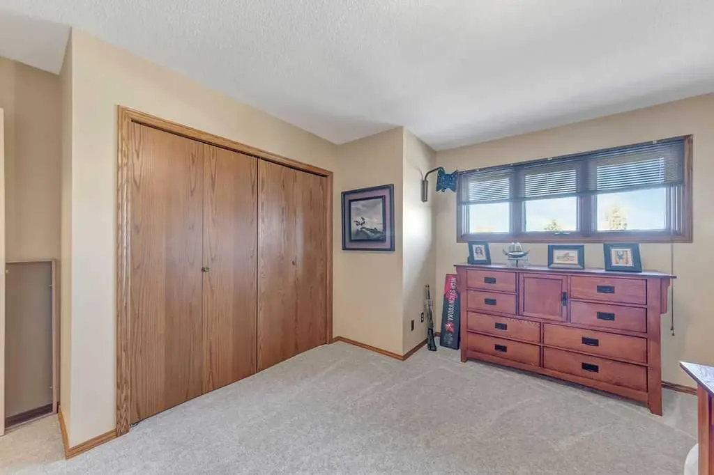 605 22 Street Wainwright AB T9W 1J1