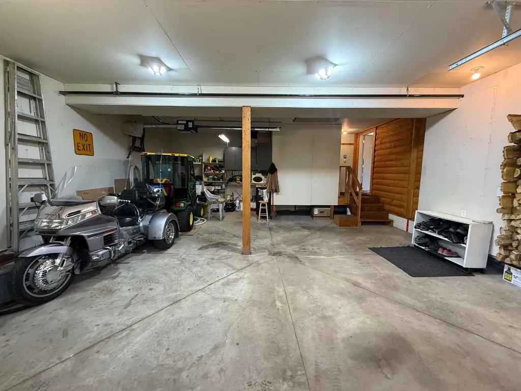 433042 Range Road 221 Rural Ponoka County AB T0B 0H0