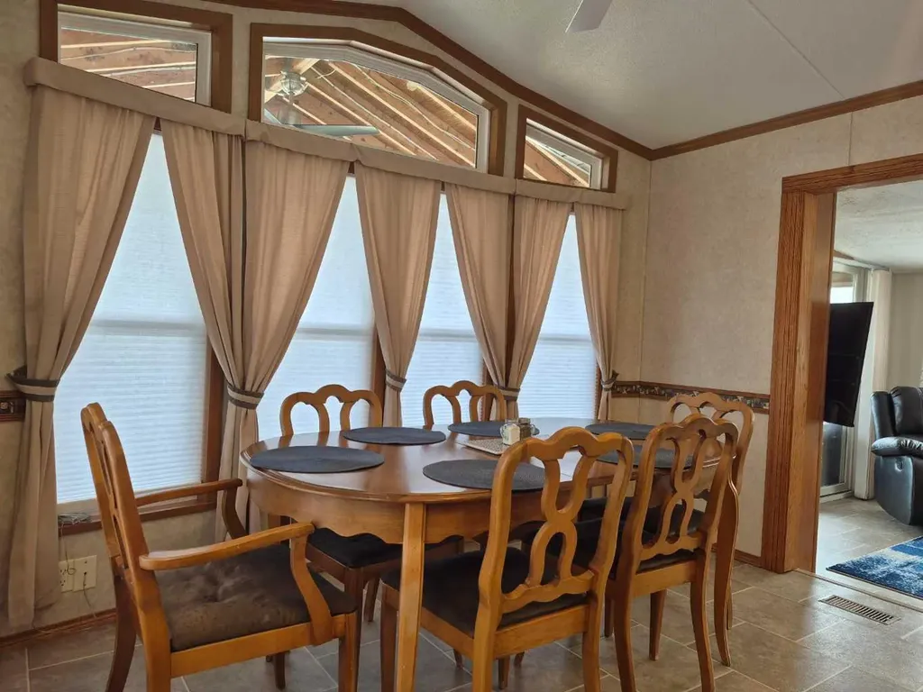 30 Mount Vista Drive Cardston AB T0K 1E0