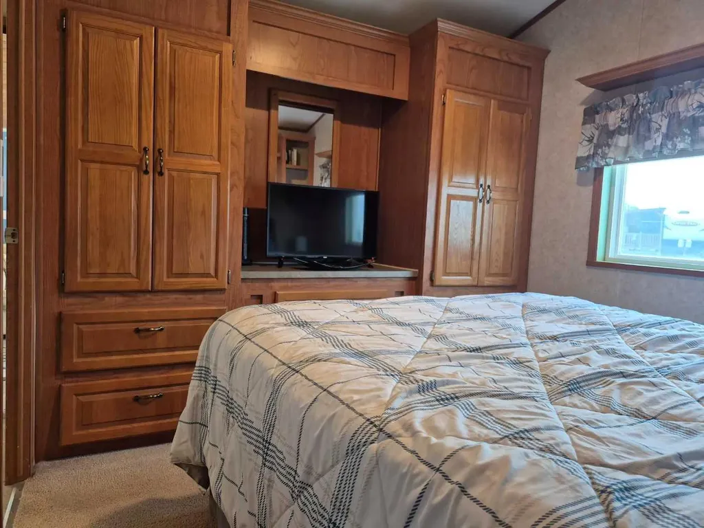 30 Mount Vista Drive Cardston AB T0K 1E0