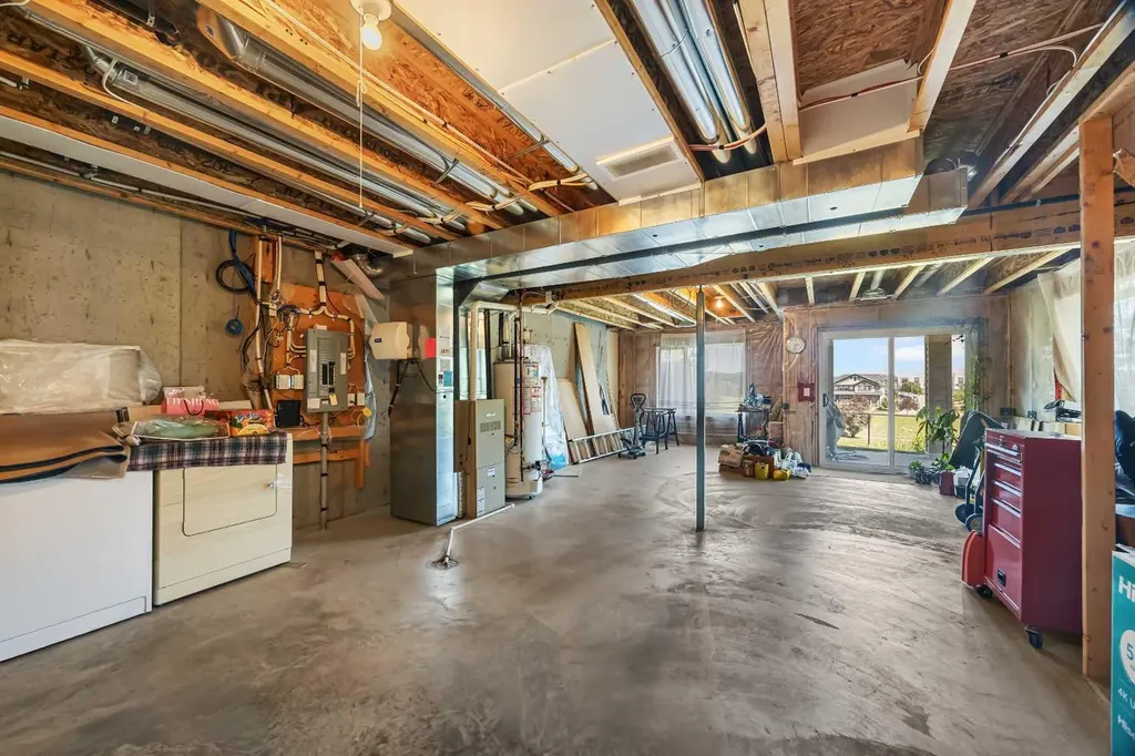 32 Panatella Common NW Calgary AB T3K 0T5