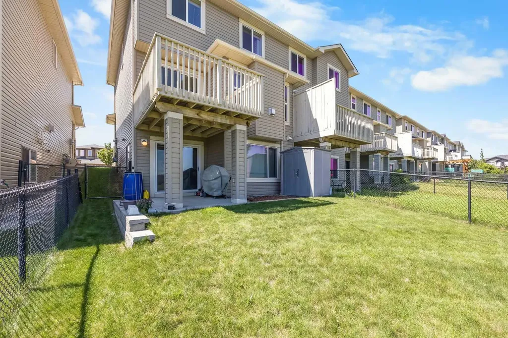 32 Panatella Common NW Calgary AB T3K 0T5