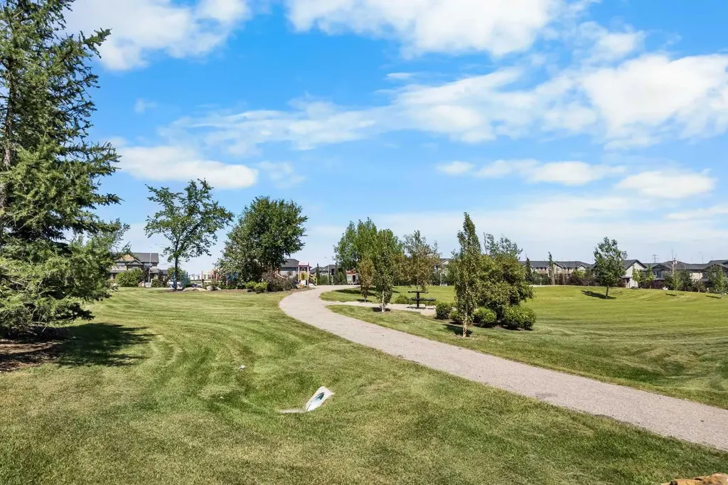 32 Panatella Common NW Calgary AB T3K 0T5