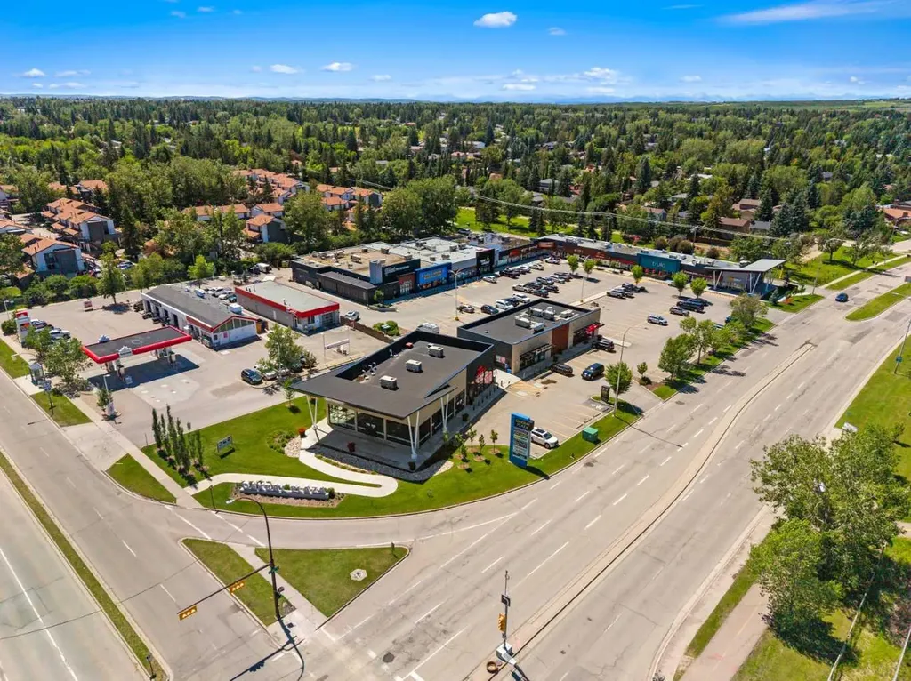 2425 90 Avenue SW Calgary AB T2V4X8