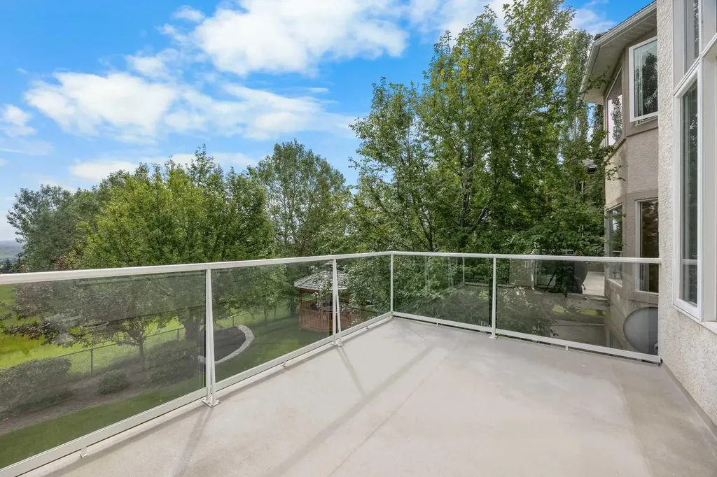 10413 Hamptons Boulevard NW Calgary AB T3A 6A3